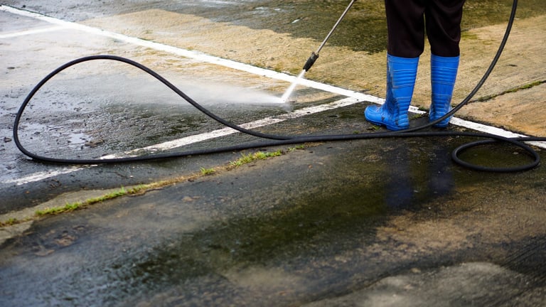 Industrial pressure washing service